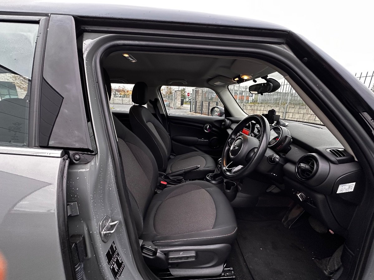 2016 BMW MINI photo 11