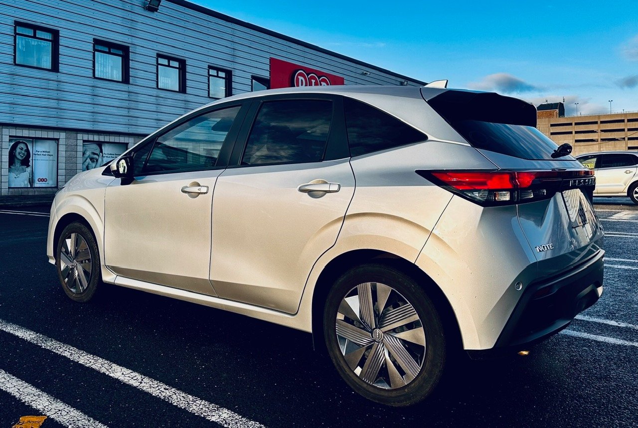 2022 NISSAN NOTE photo 6