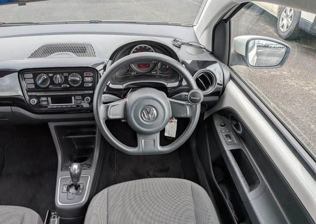 2013 VW UP photo 10