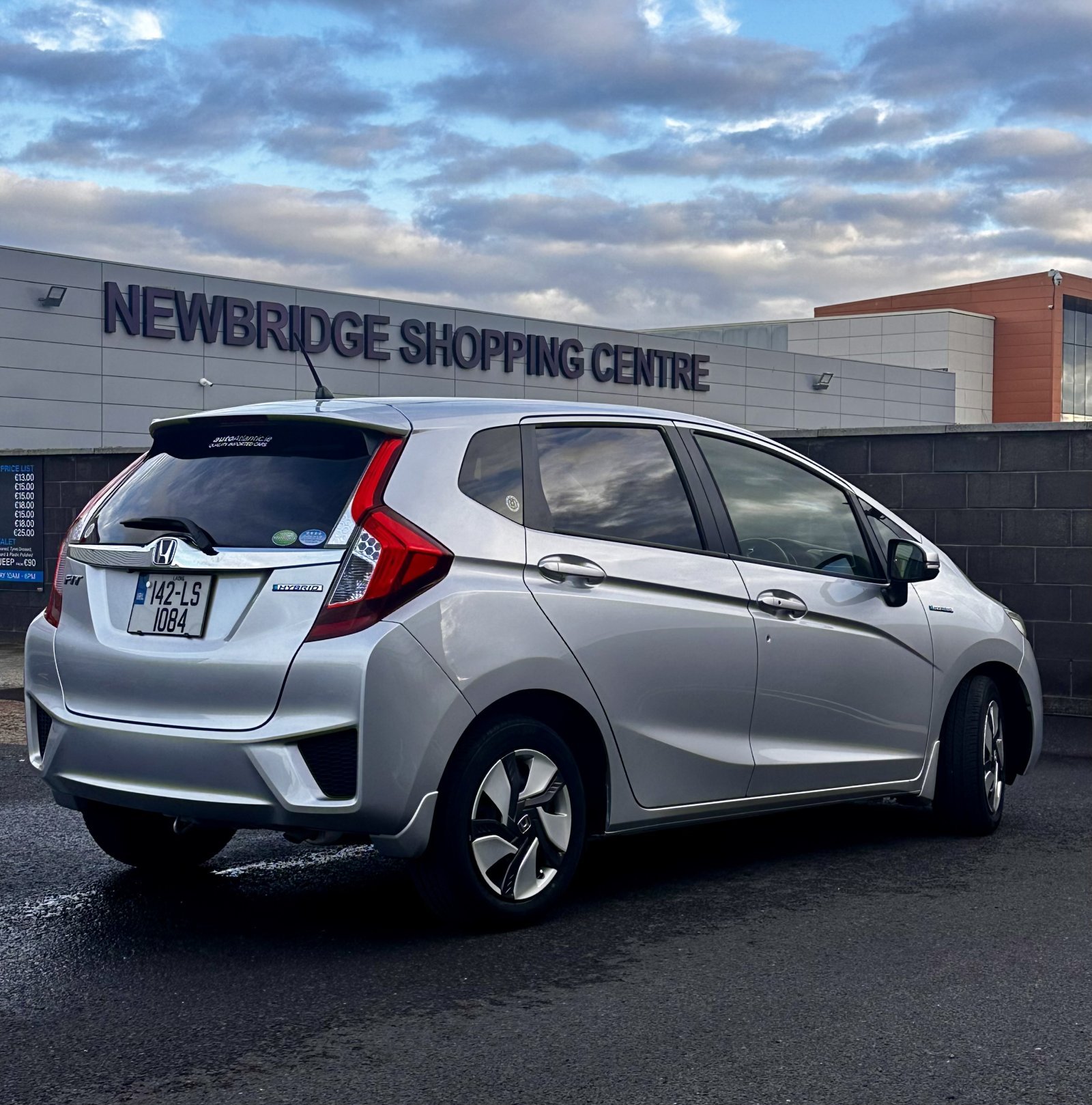 2014 HONDA FIT HYBRID photo 6