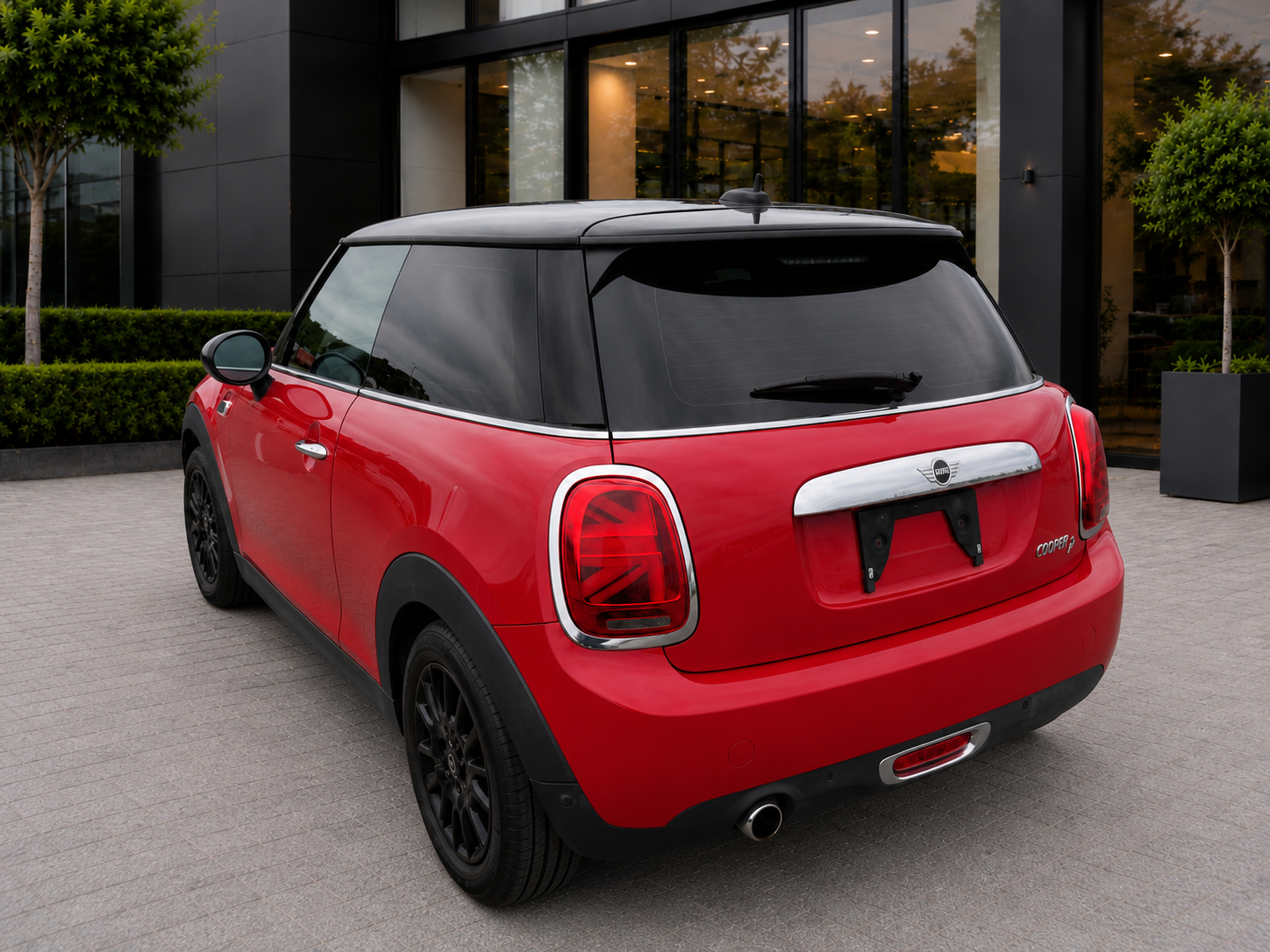 2019 BMW MINI photo 4