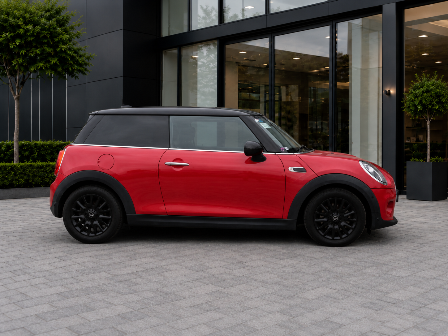2019 BMW MINI photo 7