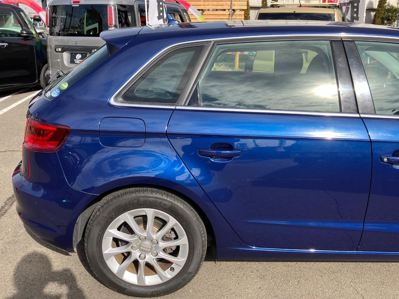 2016 AUDI A3 photo 8