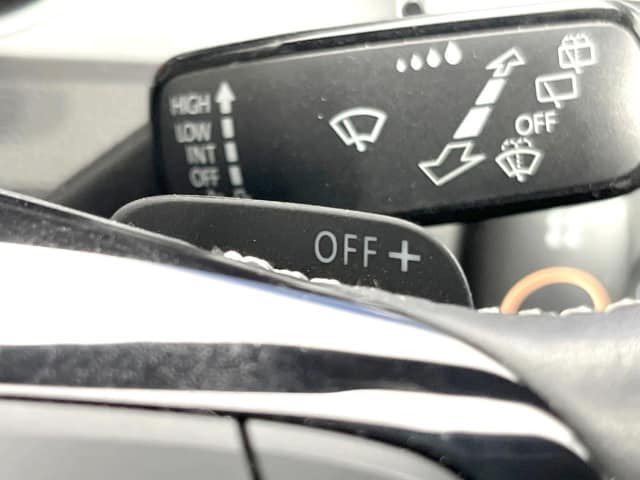 2016 VW GOLF Lounge Edition photo 6