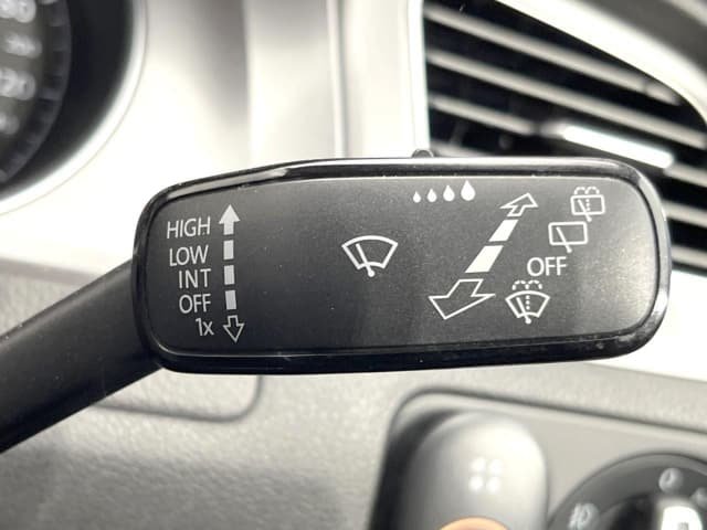 2016 VW GOLF Lounge Edition photo 7