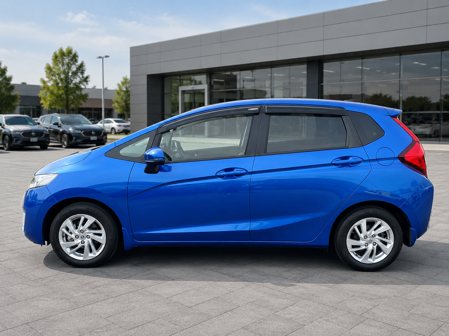2015 HONDA FIT HYBRID photo 2