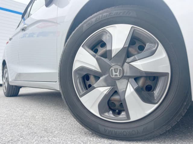2016 HONDA FIT Hybrid photo 12