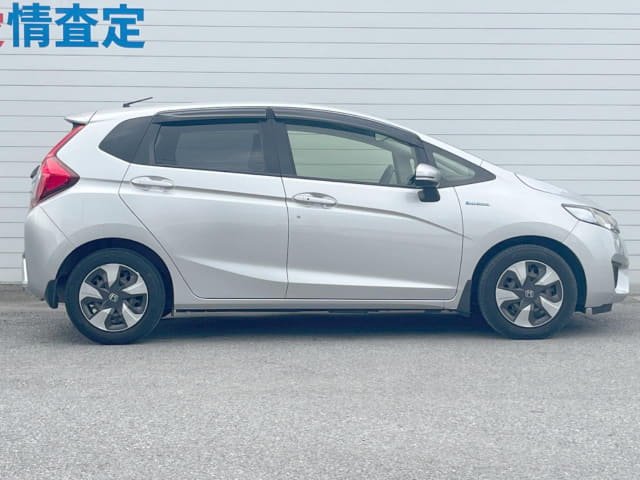 2016 HONDA FIT Hybrid photo 7