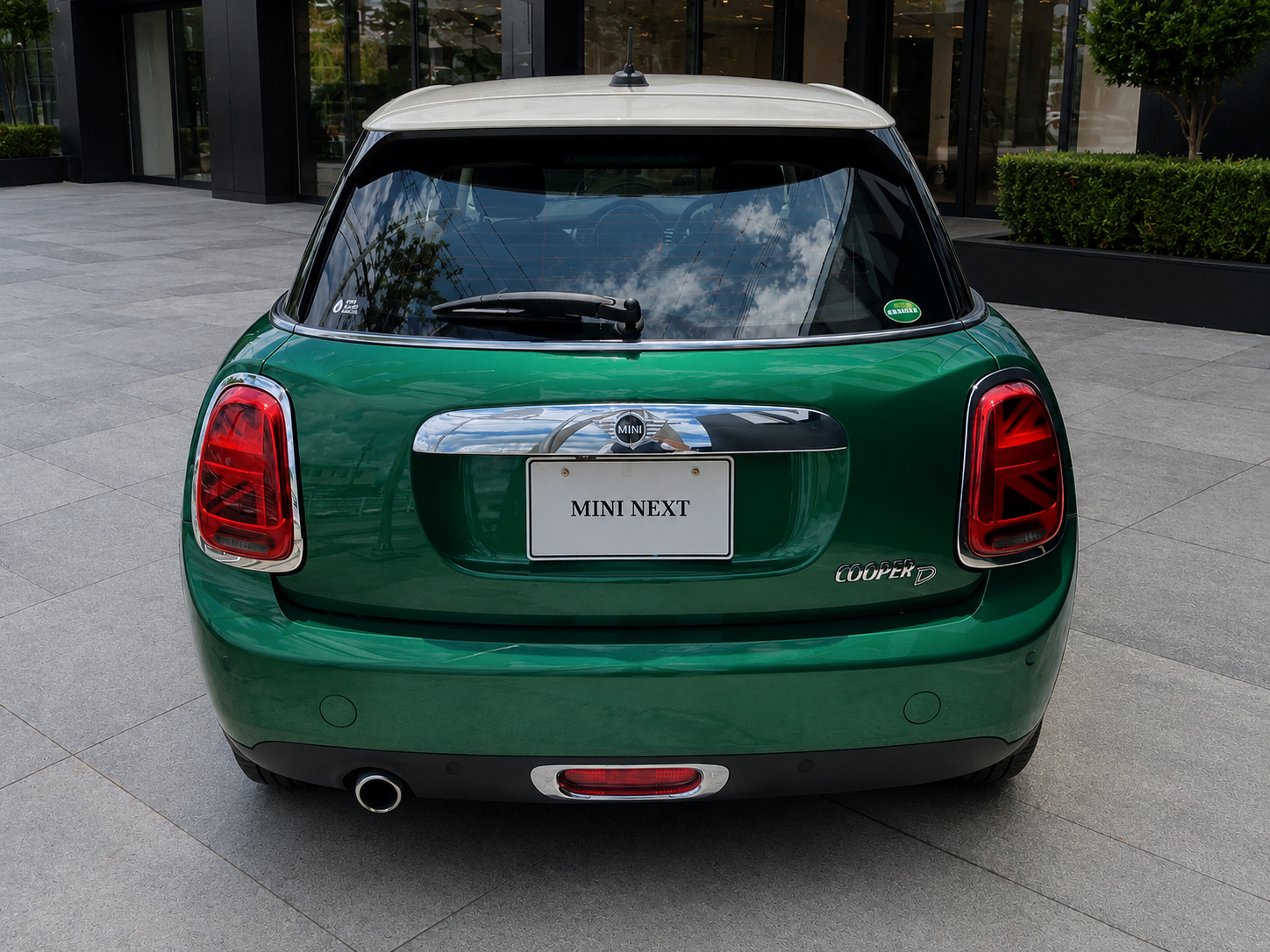 2019 MINI Cooper photo 4