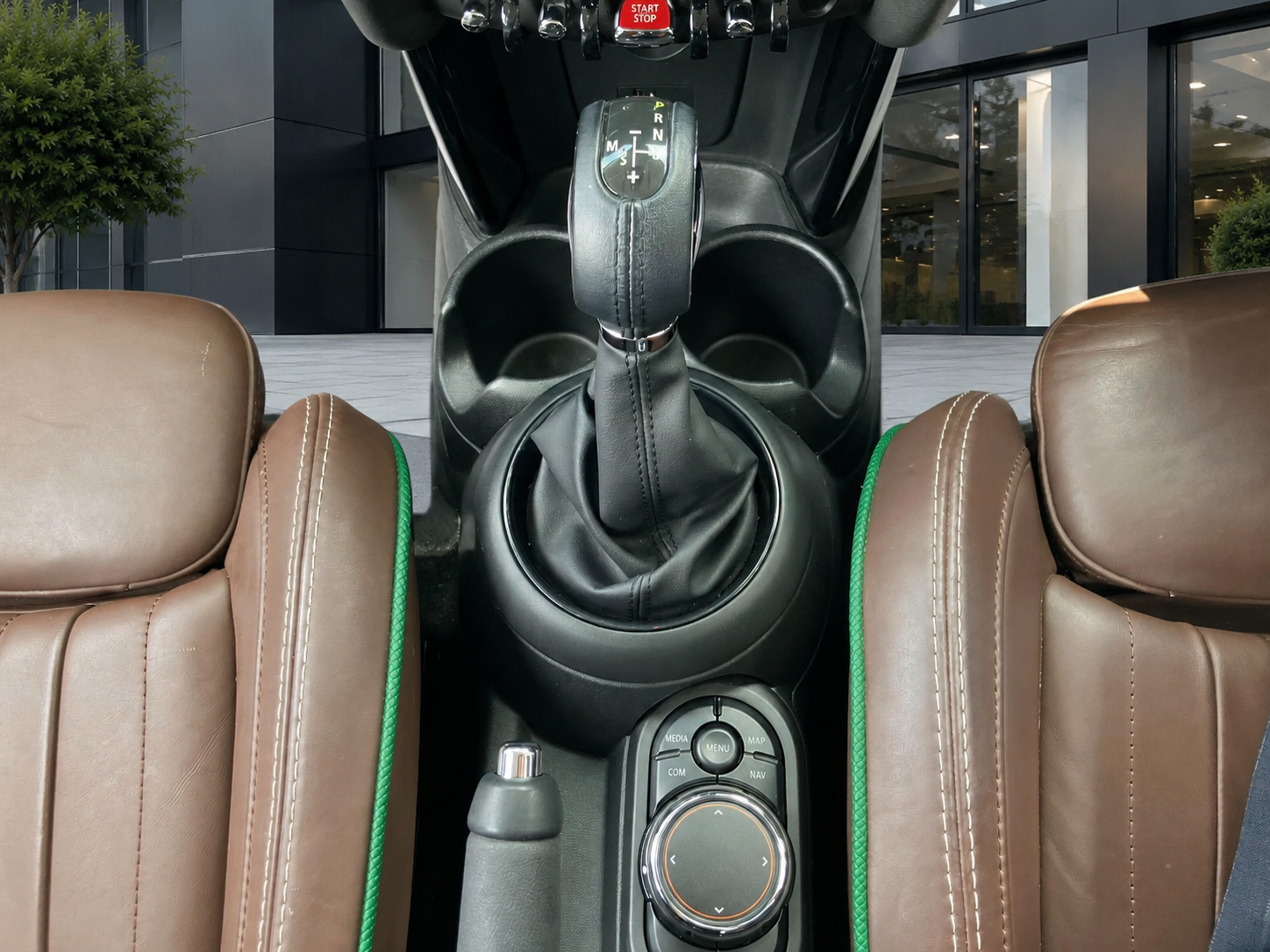 2019 MINI Cooper photo 7