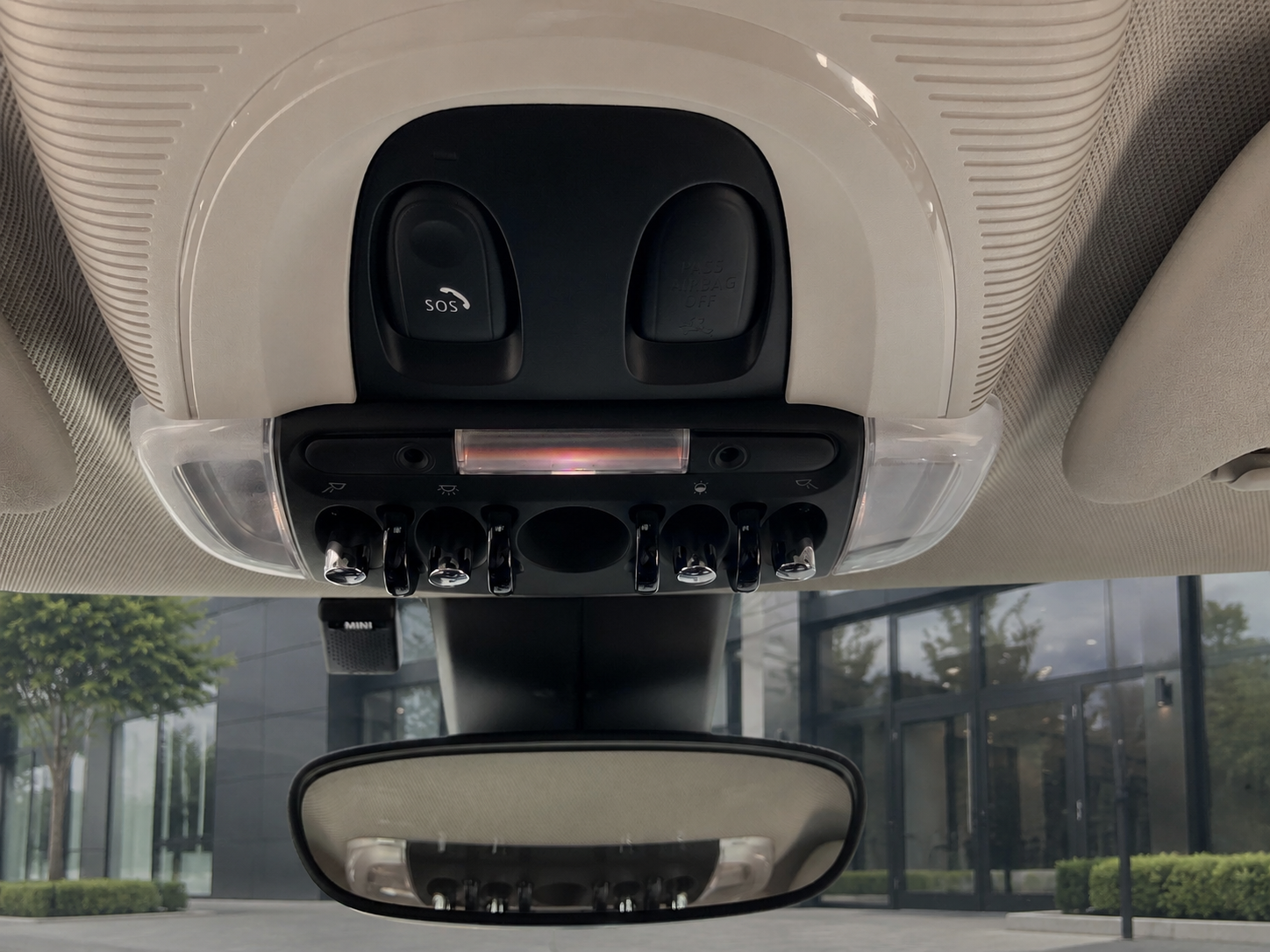 2019 MINI Cooper photo 9