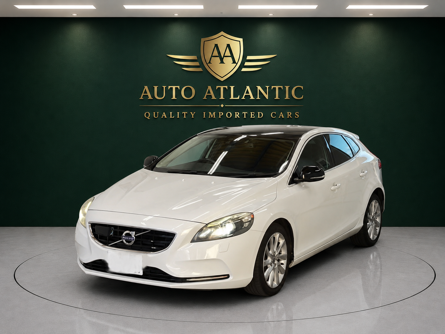 2013 VOLVO V40 photo 2