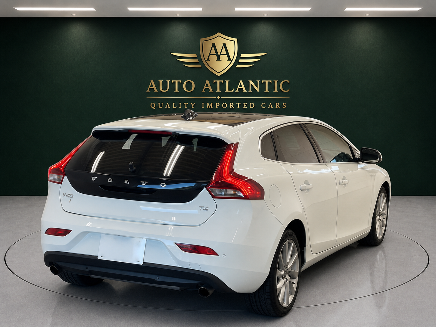 2013 VOLVO V40 photo 3