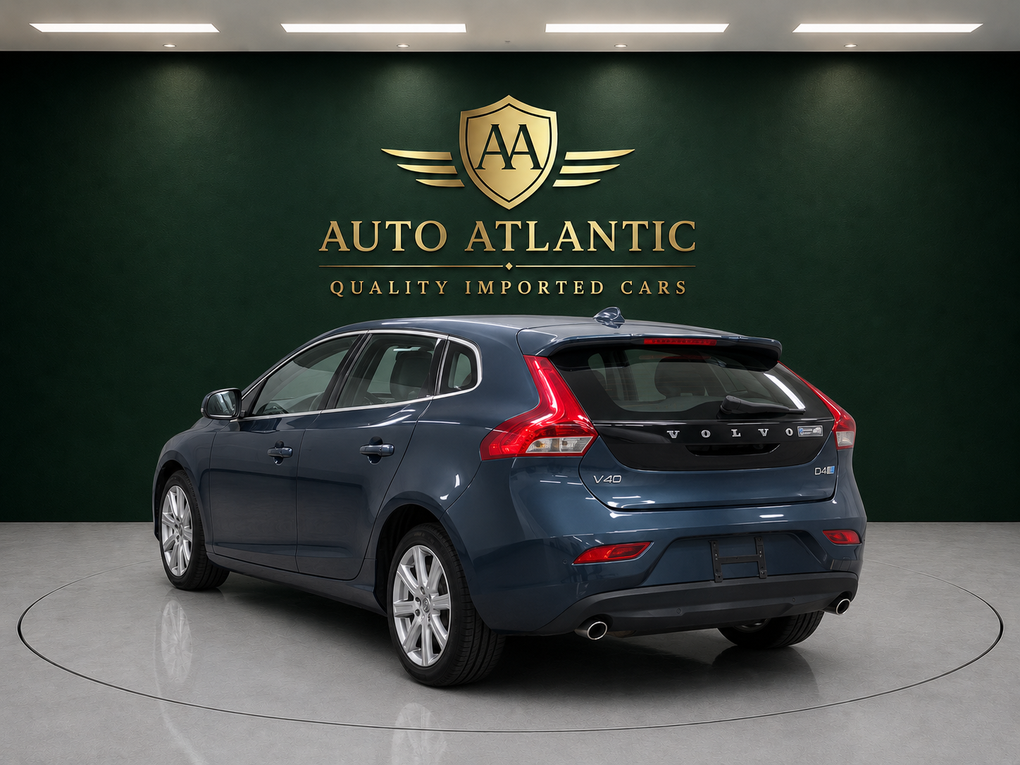 2016 VOLVO V40 photo 2
