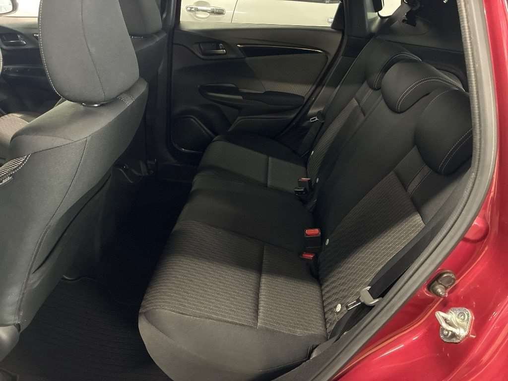 2018 Honda FIT HYBRID photo 9