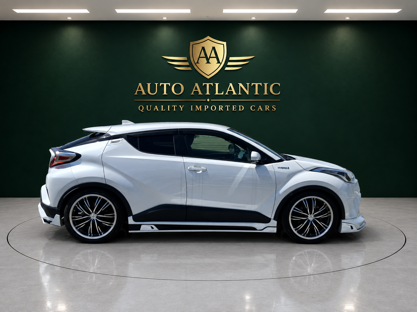 2017 TOYOTA CHR Hybrid photo 8